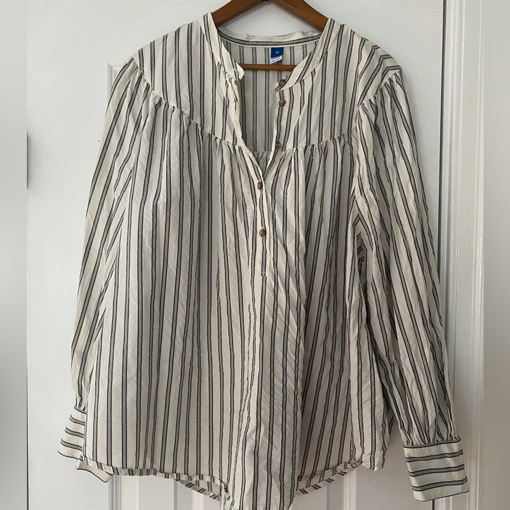 Old Navy Striped Button-Up Shirt